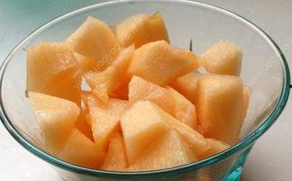 吃哈密瓜嗓子破皮,破皮背后的甜蜜代价